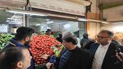 بازدید سه ساعته بازرس کل وزارت کشور و شهرداری‌های سازمان بازرسی از میادین میوه و تره بار